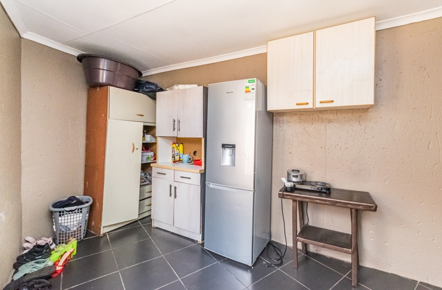 2 Bedroom Property for Sale in Bram Fischerville Gauteng