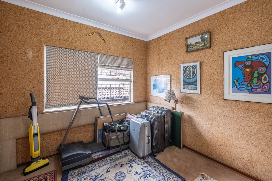 5 Bedroom Property for Sale in Bedford Park Gauteng