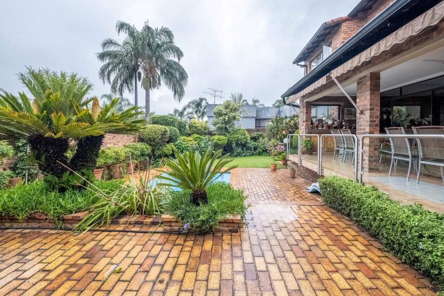 5 Bedroom Property for Sale in Bedford Park Gauteng