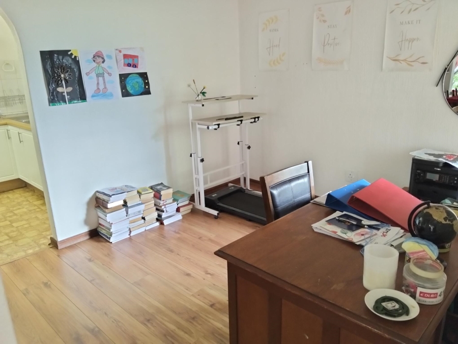 3 Bedroom Property for Sale in Garsfontein Gauteng