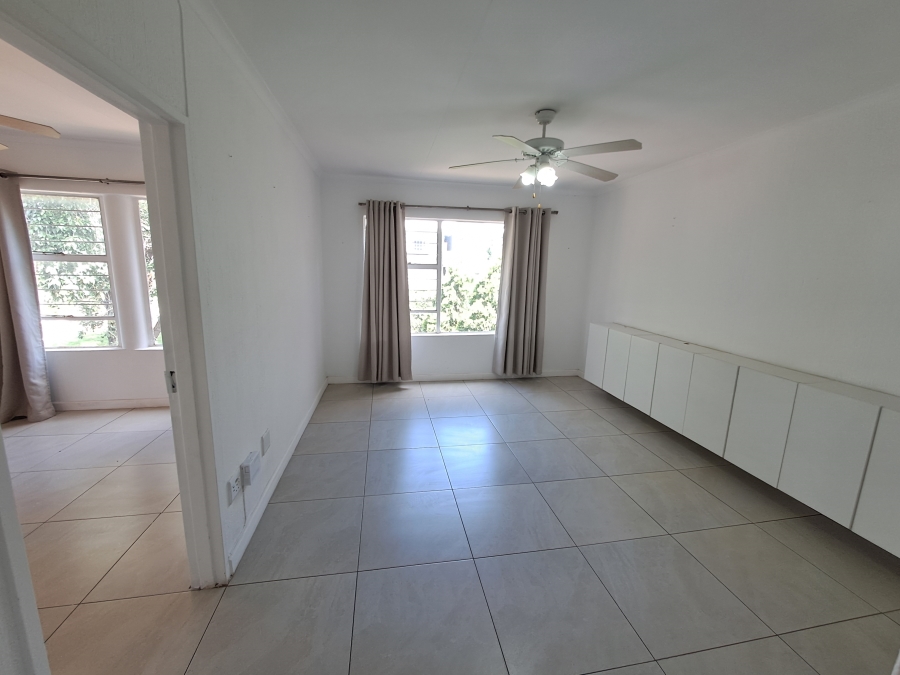 1 Bedroom Property for Sale in Linden Gauteng