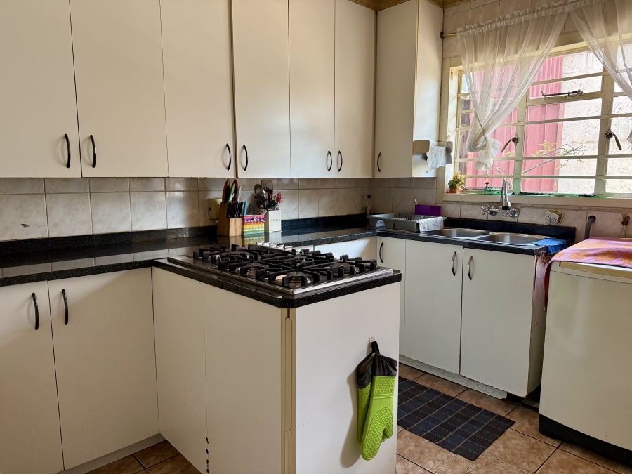 3 Bedroom Property for Sale in Vanderbijlpark CW 5 Gauteng