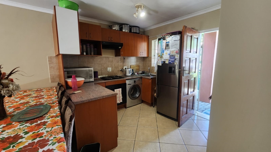 To Let 3 Bedroom Property for Rent in Illiondale Gauteng