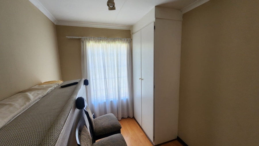 To Let 3 Bedroom Property for Rent in Illiondale Gauteng