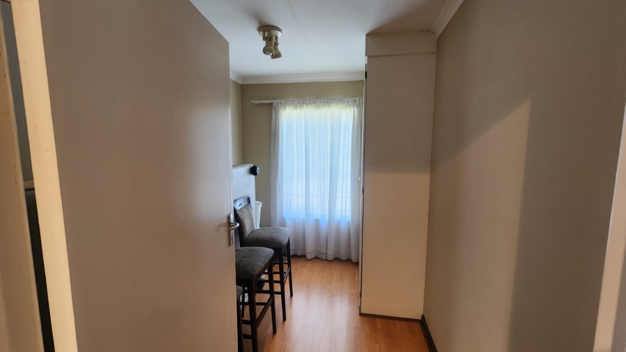 To Let 3 Bedroom Property for Rent in Illiondale Gauteng