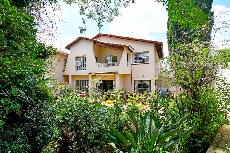 To Let 4 Bedroom Property for Rent in Bruma Gauteng