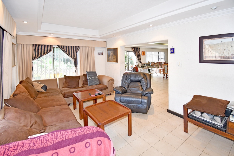 To Let 4 Bedroom Property for Rent in Bruma Gauteng