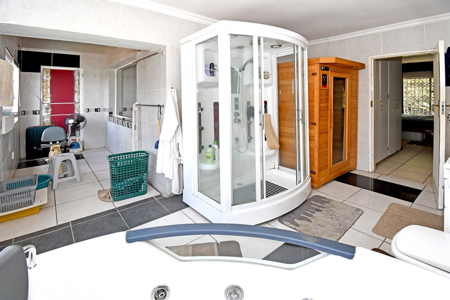 To Let 4 Bedroom Property for Rent in Bruma Gauteng