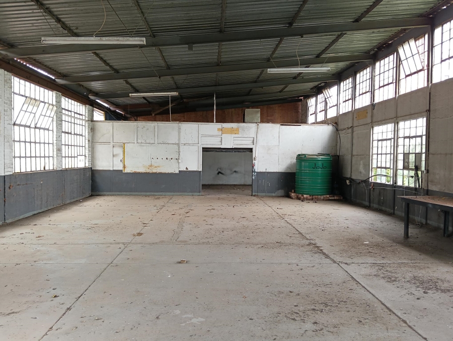 Commercial Property for Sale in Koedoespoort Industrial Gauteng