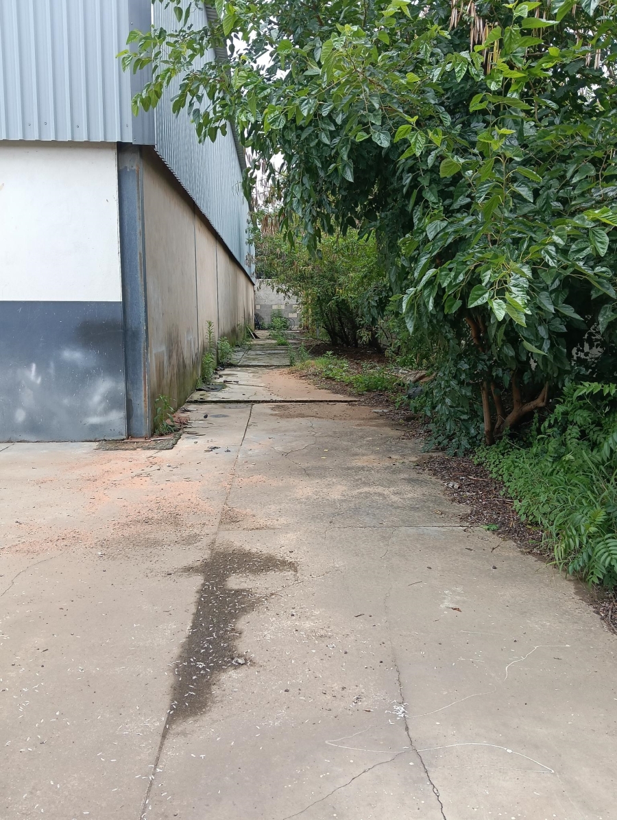 Commercial Property for Sale in Koedoespoort Industrial Gauteng