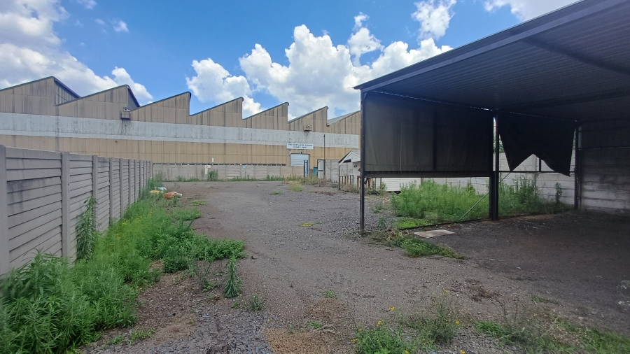 To Let commercial Property for Rent in Duncanville Gauteng