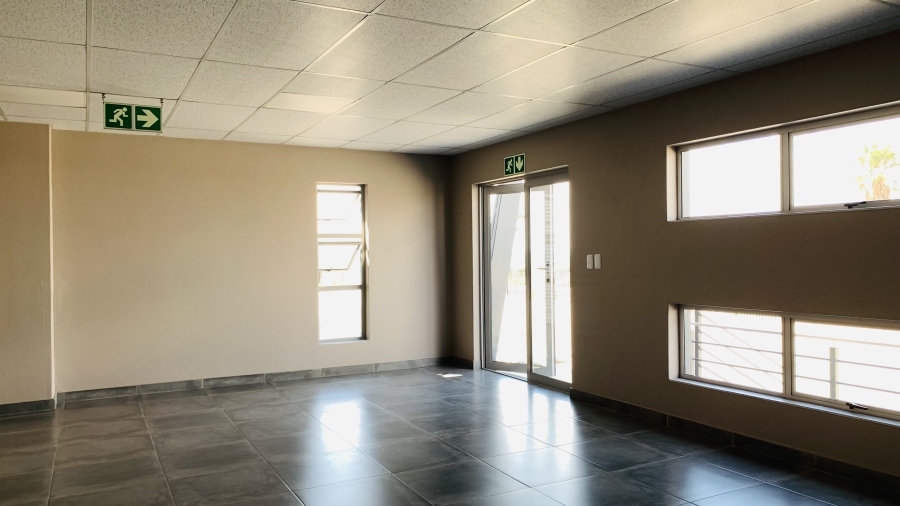 To Let commercial Property for Rent in Knoppieslaagte Gauteng