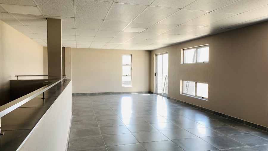 To Let commercial Property for Rent in Knoppieslaagte Gauteng