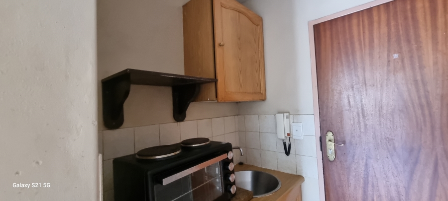 1 Bedroom Property for Sale in Hatfield Gauteng