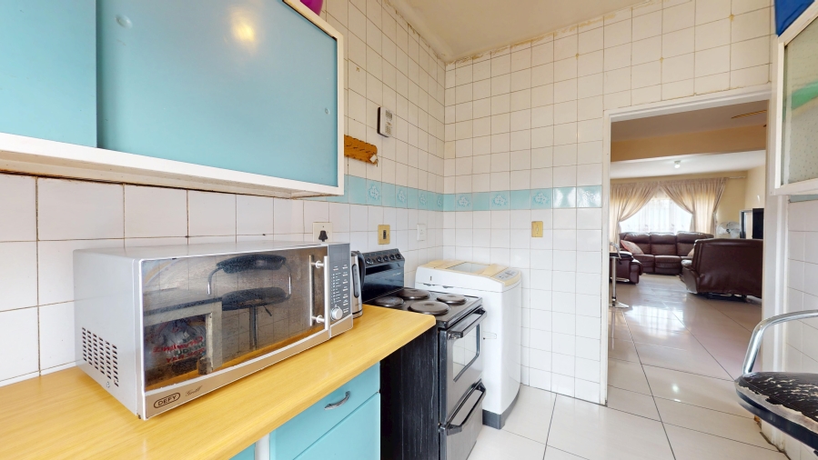 2 Bedroom Property for Sale in Cason Gauteng