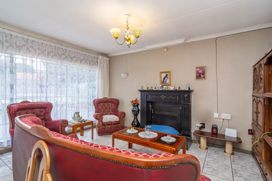 3 Bedroom Property for Sale in Fleurhof Gauteng