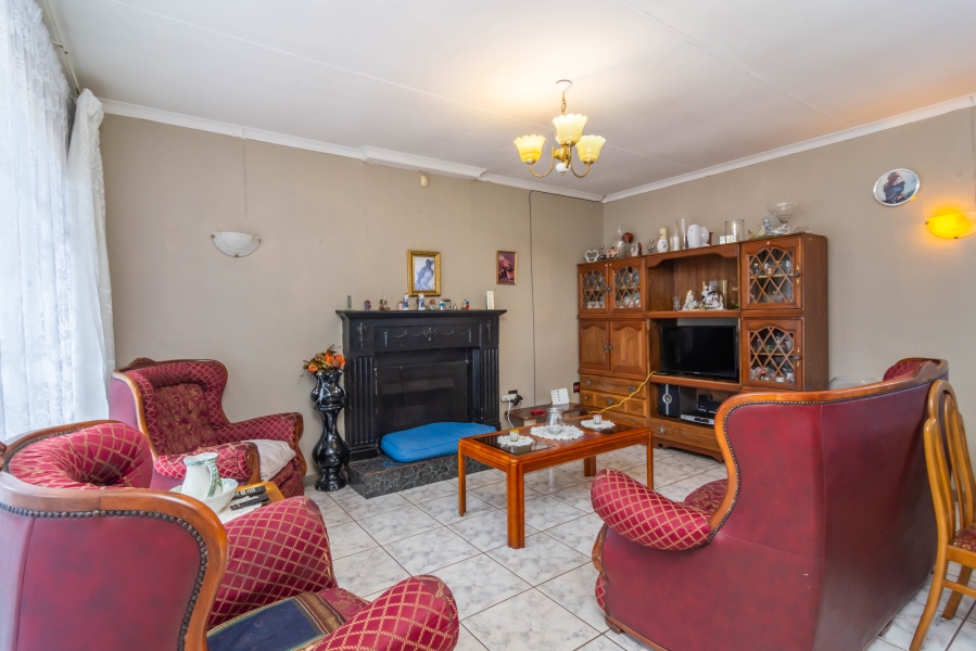 3 Bedroom Property for Sale in Fleurhof Gauteng