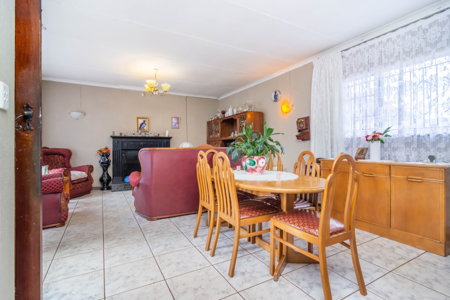 3 Bedroom Property for Sale in Fleurhof Gauteng