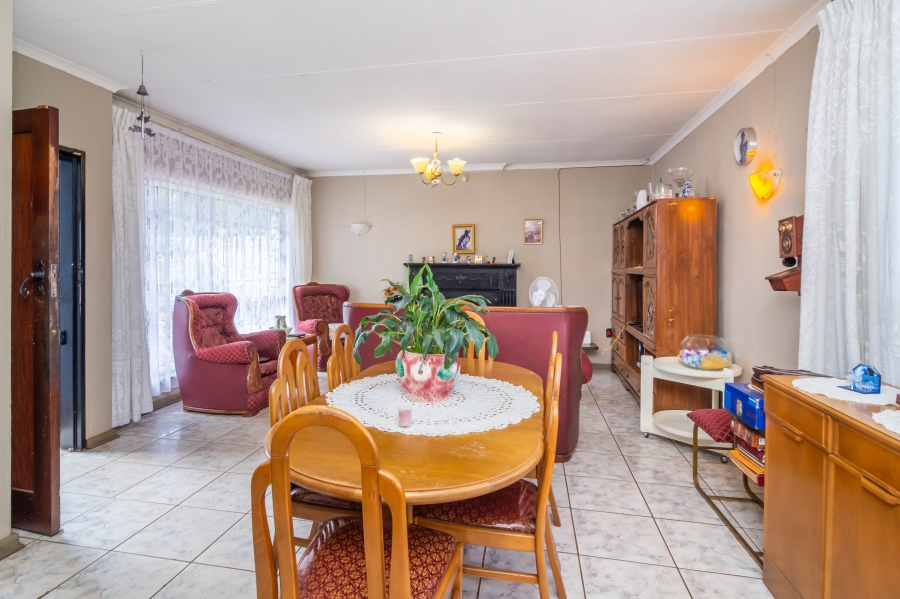 3 Bedroom Property for Sale in Fleurhof Gauteng