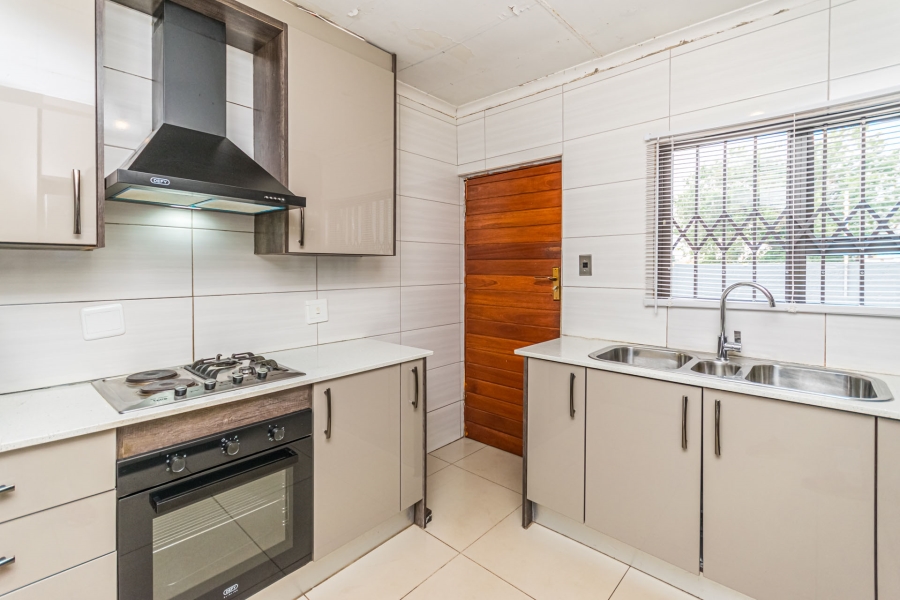 4 Bedroom Property for Sale in Dobsonville Ext 2 Gauteng