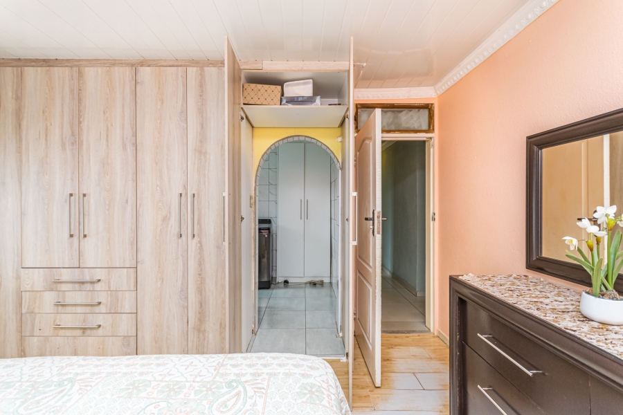 4 Bedroom Property for Sale in Dobsonville Ext 2 Gauteng