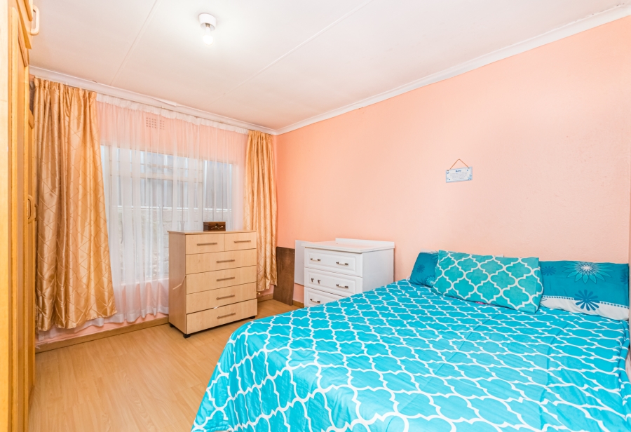 4 Bedroom Property for Sale in Dobsonville Ext 2 Gauteng