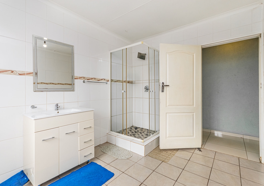 4 Bedroom Property for Sale in Dobsonville Ext 2 Gauteng