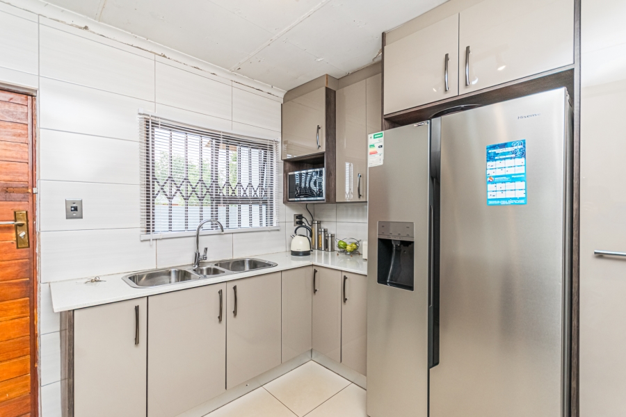 4 Bedroom Property for Sale in Dobsonville Ext 2 Gauteng