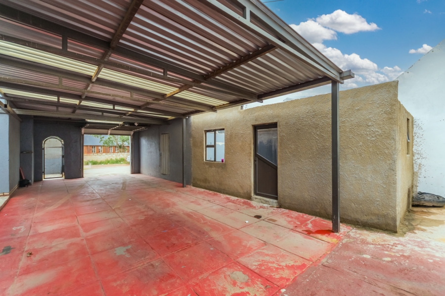 4 Bedroom Property for Sale in Dobsonville Ext 2 Gauteng