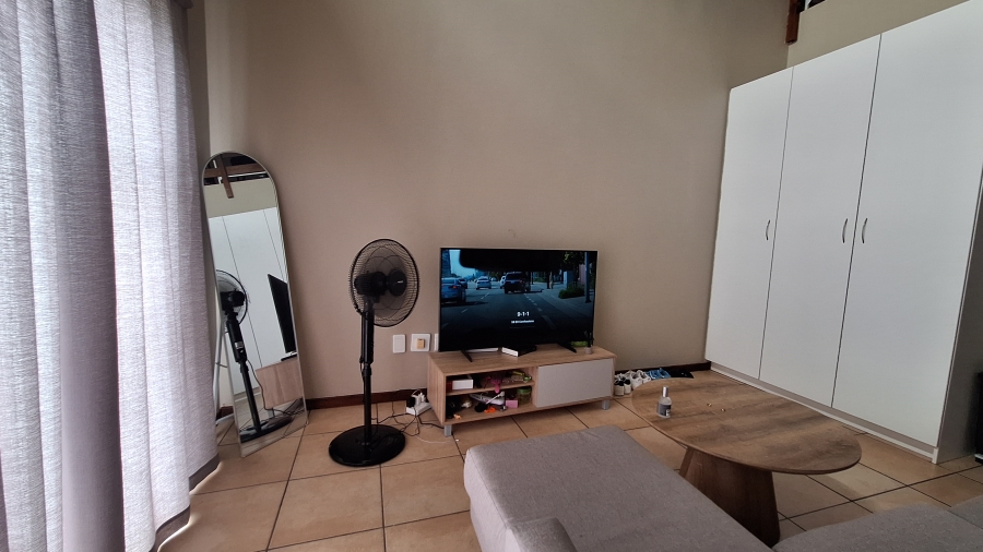 1 Bedroom Property for Sale in Hillcrest Gauteng