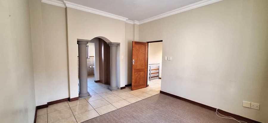 3 Bedroom Property for Sale in Olympus AH Gauteng