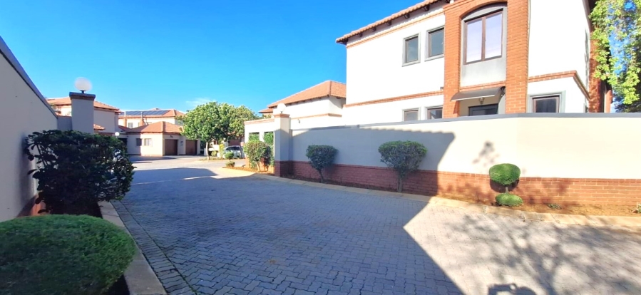 3 Bedroom Property for Sale in Olympus AH Gauteng
