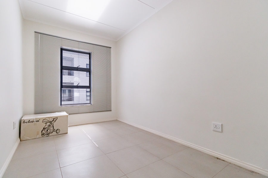 2 Bedroom Property for Sale in Erand Gardens Gauteng