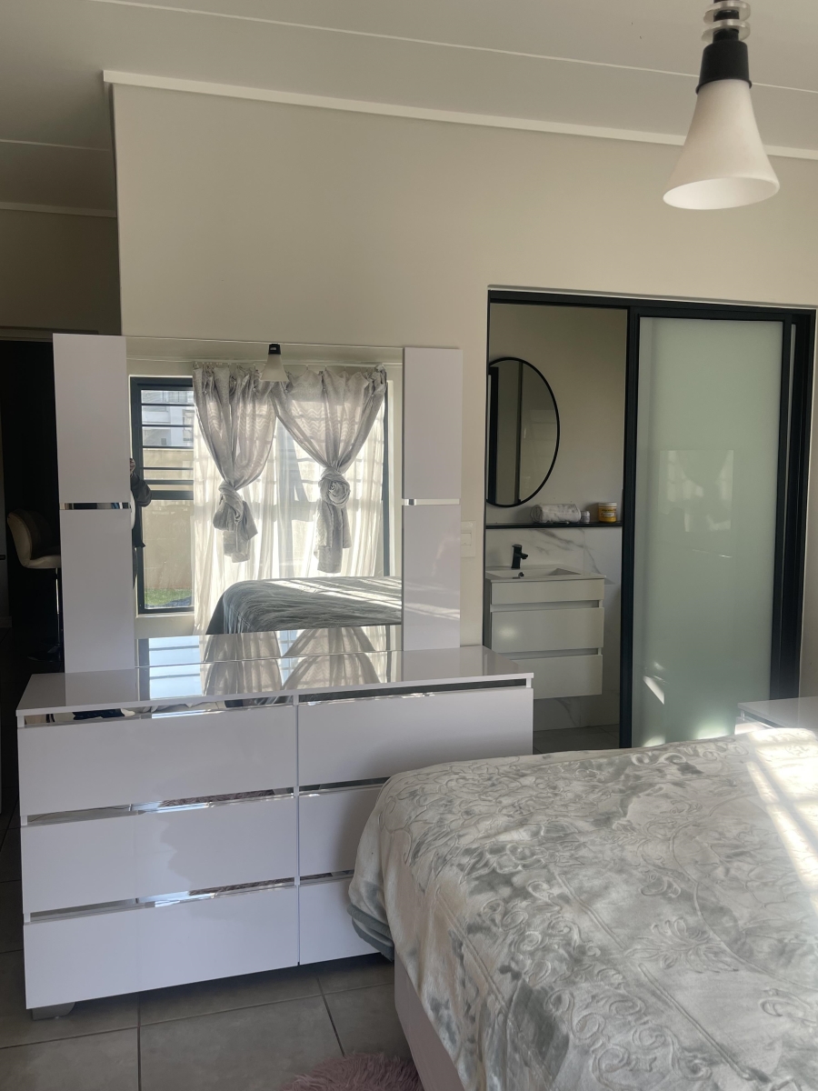 3 Bedroom Property for Sale in Waterfall Gauteng