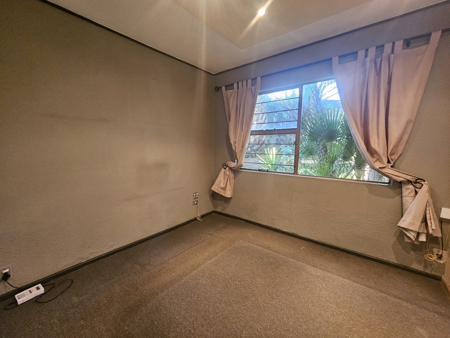 3 Bedroom Property for Sale in Rembrandt Park Gauteng