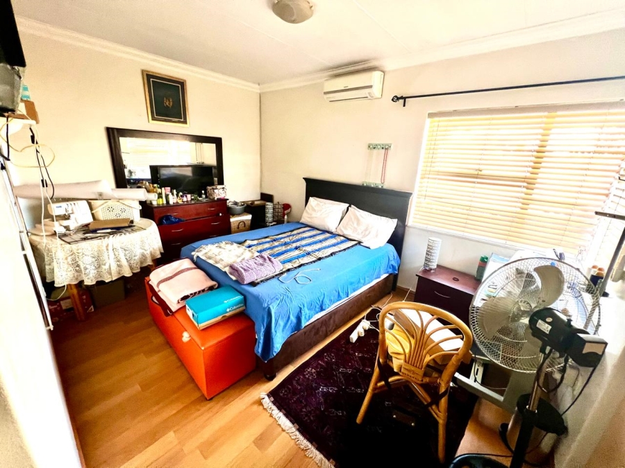 2 Bedroom Property for Sale in Woodmead Gauteng