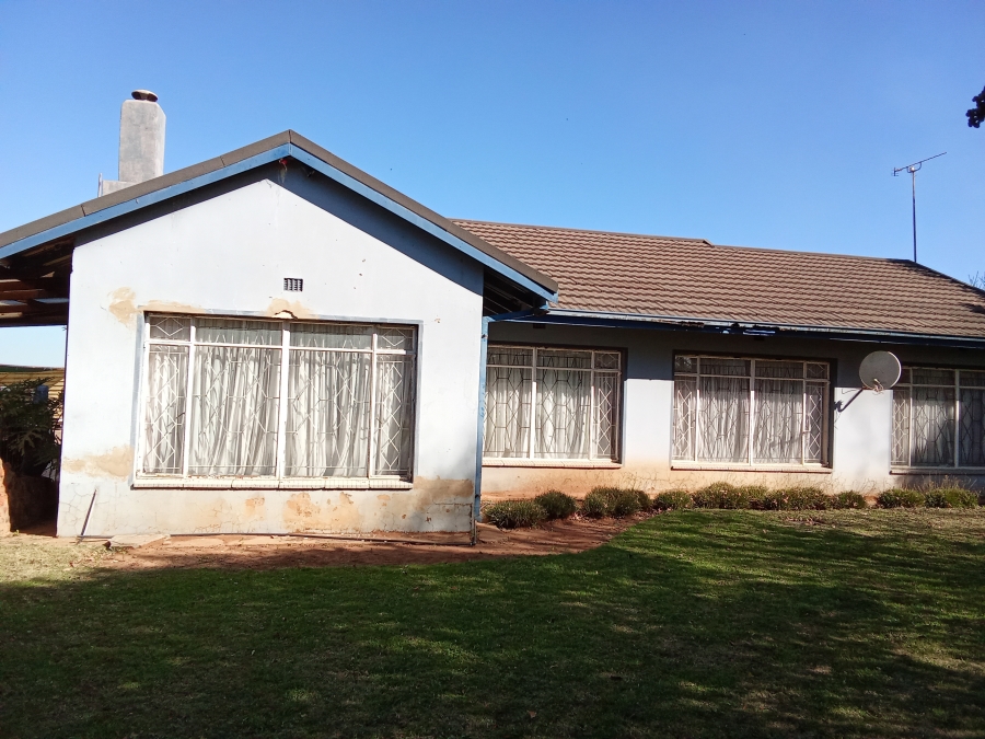 3 Bedroom Property for Sale in Houtkop A H Gauteng