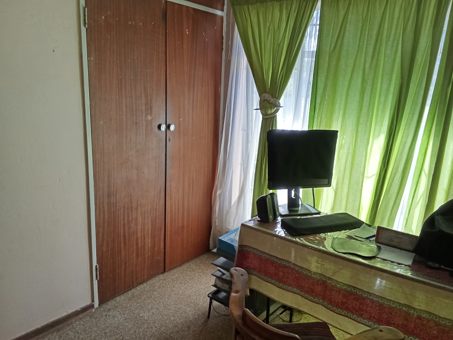 3 Bedroom Property for Sale in Houtkop A H Gauteng