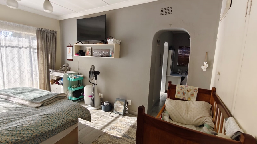 3 Bedroom Property for Sale in Strubenvale Gauteng