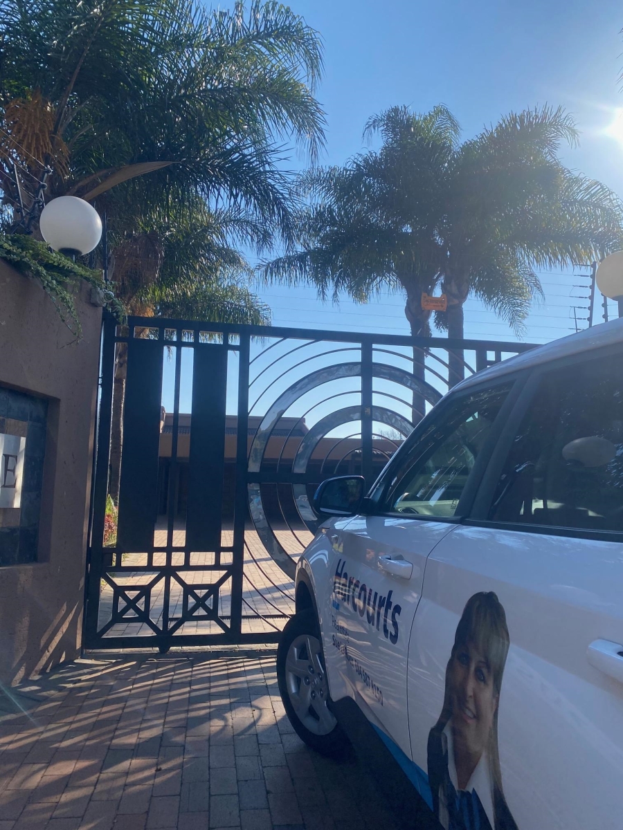 5 Bedroom Property for Sale in Eveleigh Gauteng