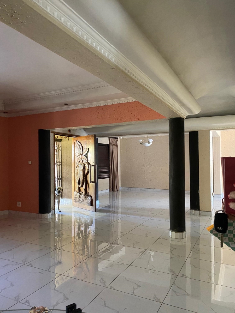 5 Bedroom Property for Sale in Eveleigh Gauteng