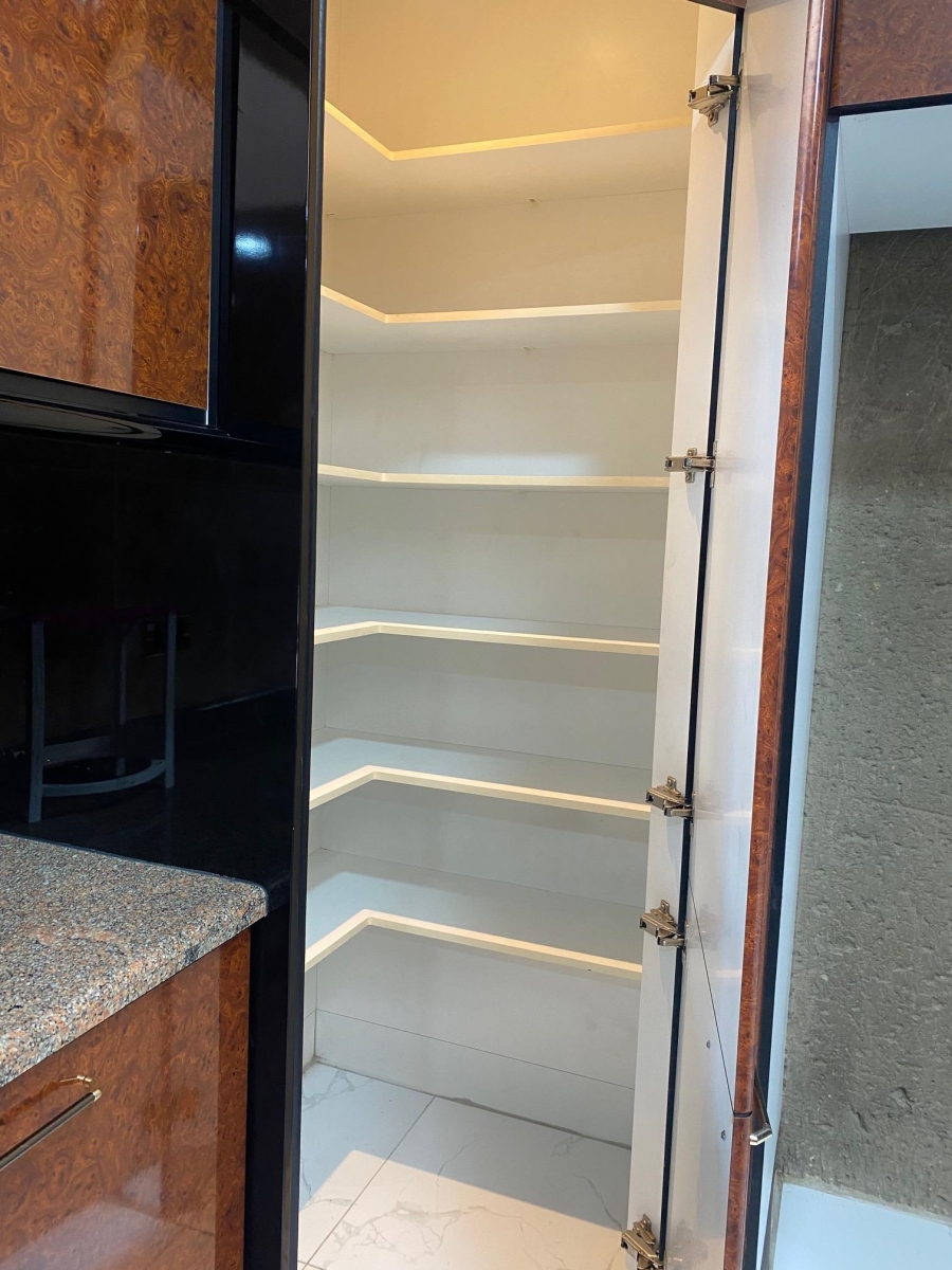 5 Bedroom Property for Sale in Eveleigh Gauteng