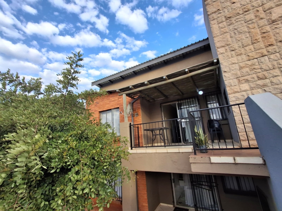 2 Bedroom Property for Sale in Theresa Park Gauteng