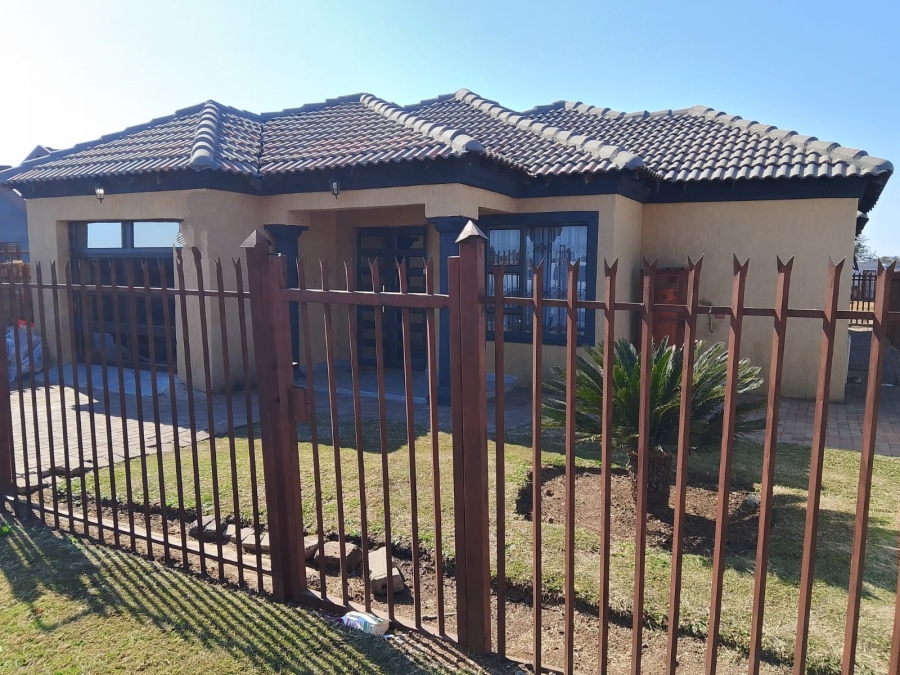 4 Bedroom Property for Sale in Soshanguve B Gauteng