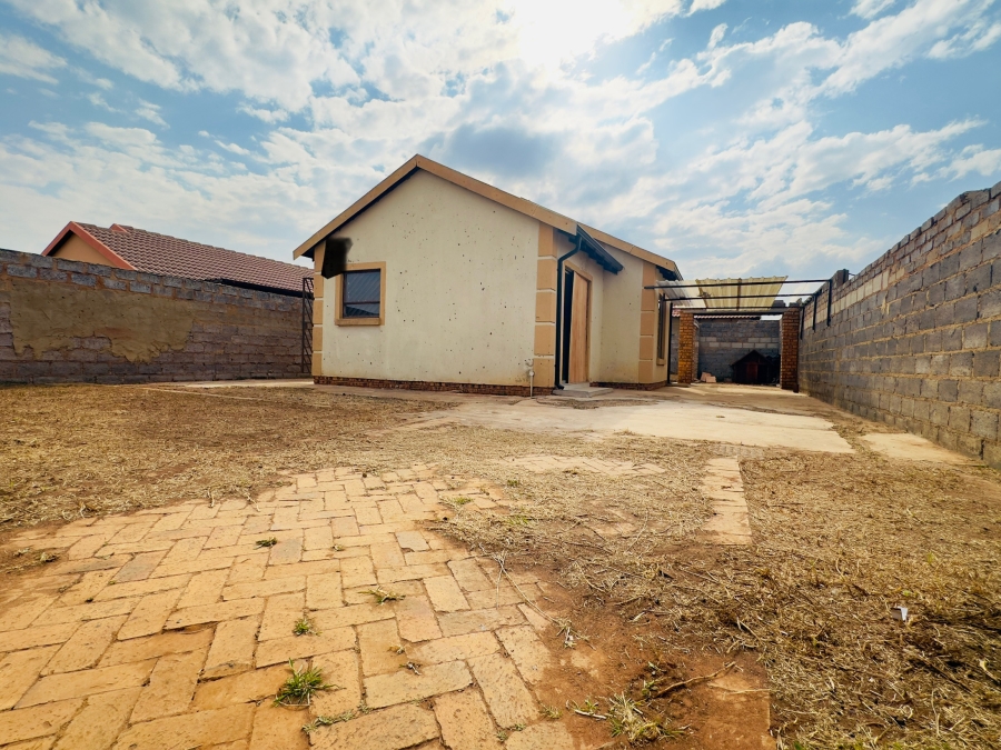 2 Bedroom Property for Sale in Alliance Gauteng