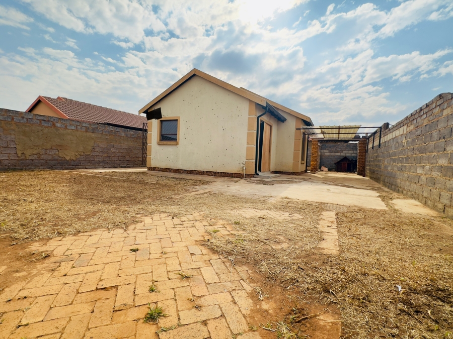 2 Bedroom Property for Sale in Alliance Gauteng