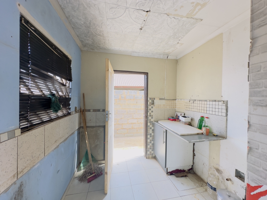 2 Bedroom Property for Sale in Alliance Gauteng