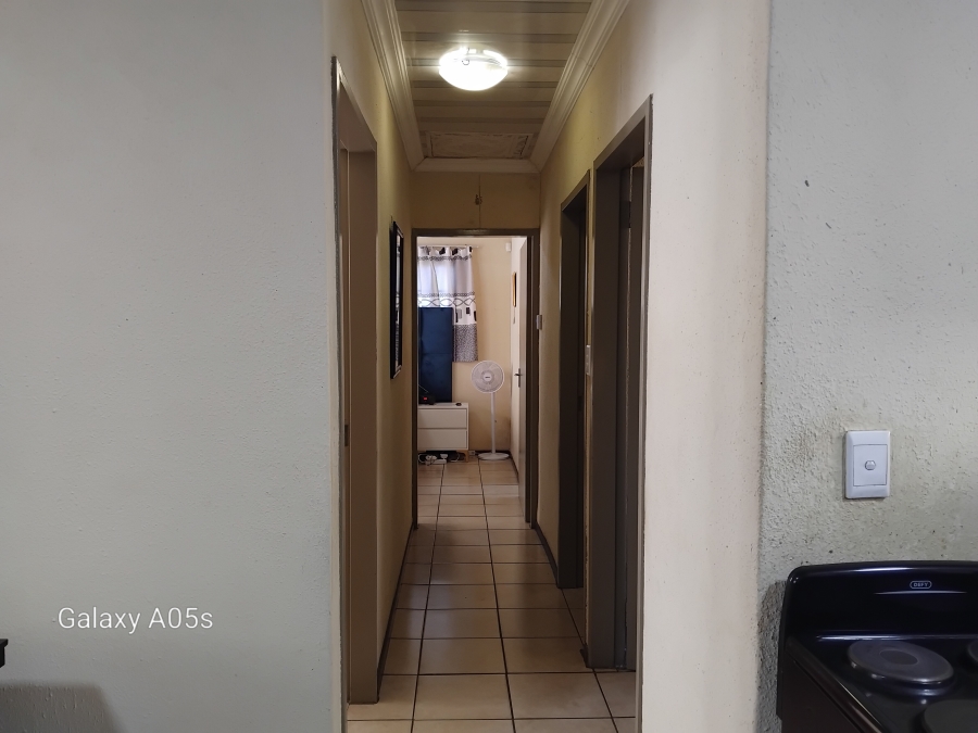 3 Bedroom Property for Sale in Lotus Gardens Gauteng