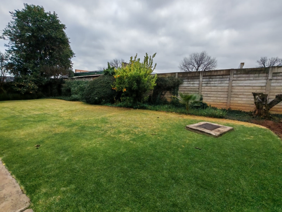 3 Bedroom Property for Sale in Vanderbijlpark SE 6 Gauteng