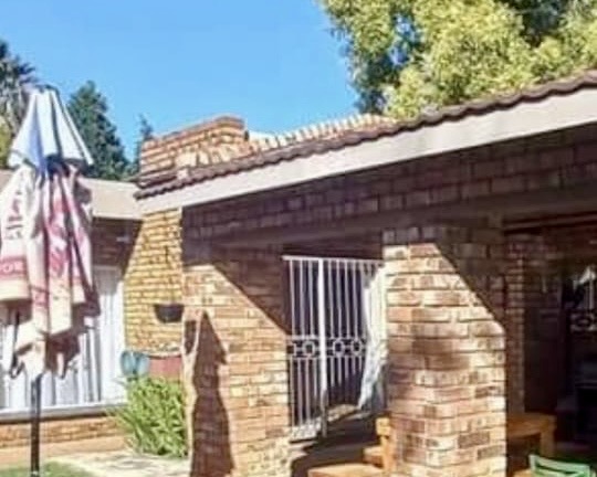 4 Bedroom Property for Sale in Vanderbijlpark Sw 2 Gauteng